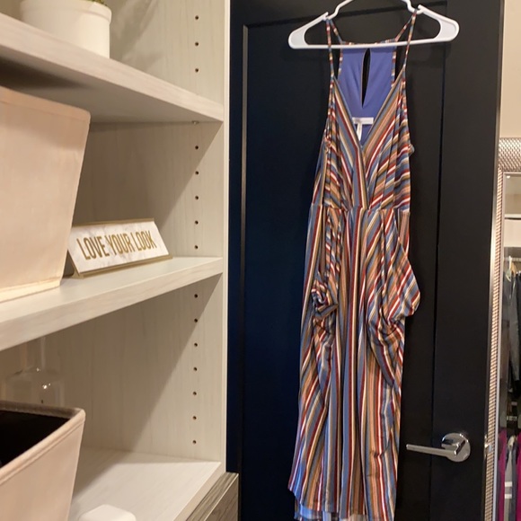 BCBG midi dress with pockets - Picture 3 of 3